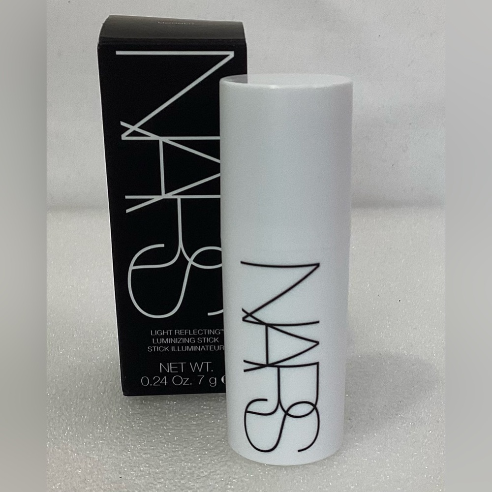 Nars Light Reflecting Luminizing Stick 
0.24 Oz./ 7 g
